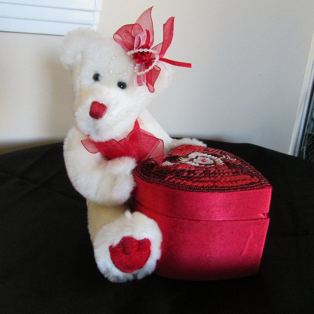 White Bear Valentines Day